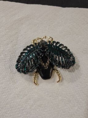 Cicada/Beetle Bug Brooch/Pendant - Green Wings and Black Body